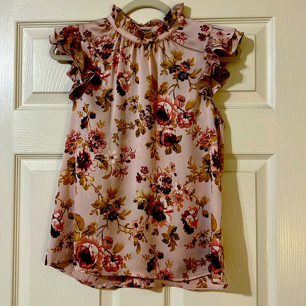 NWT: Express Floral Blouse